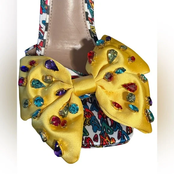 Betsey Johnson NWT Sz 8.5 Whimsical Colorful Heels & Yellow Rhinestone Bow (126) - Picture 8 of 12